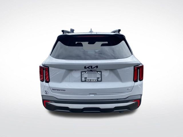 Certified 2025 Kia Sorento SX image 14