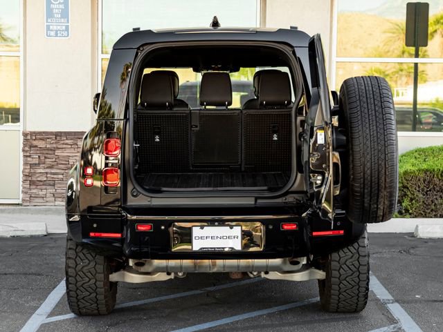 Used 2021 Land Rover Defender 110 X-Dynamic HSE AWD/4WD image 25