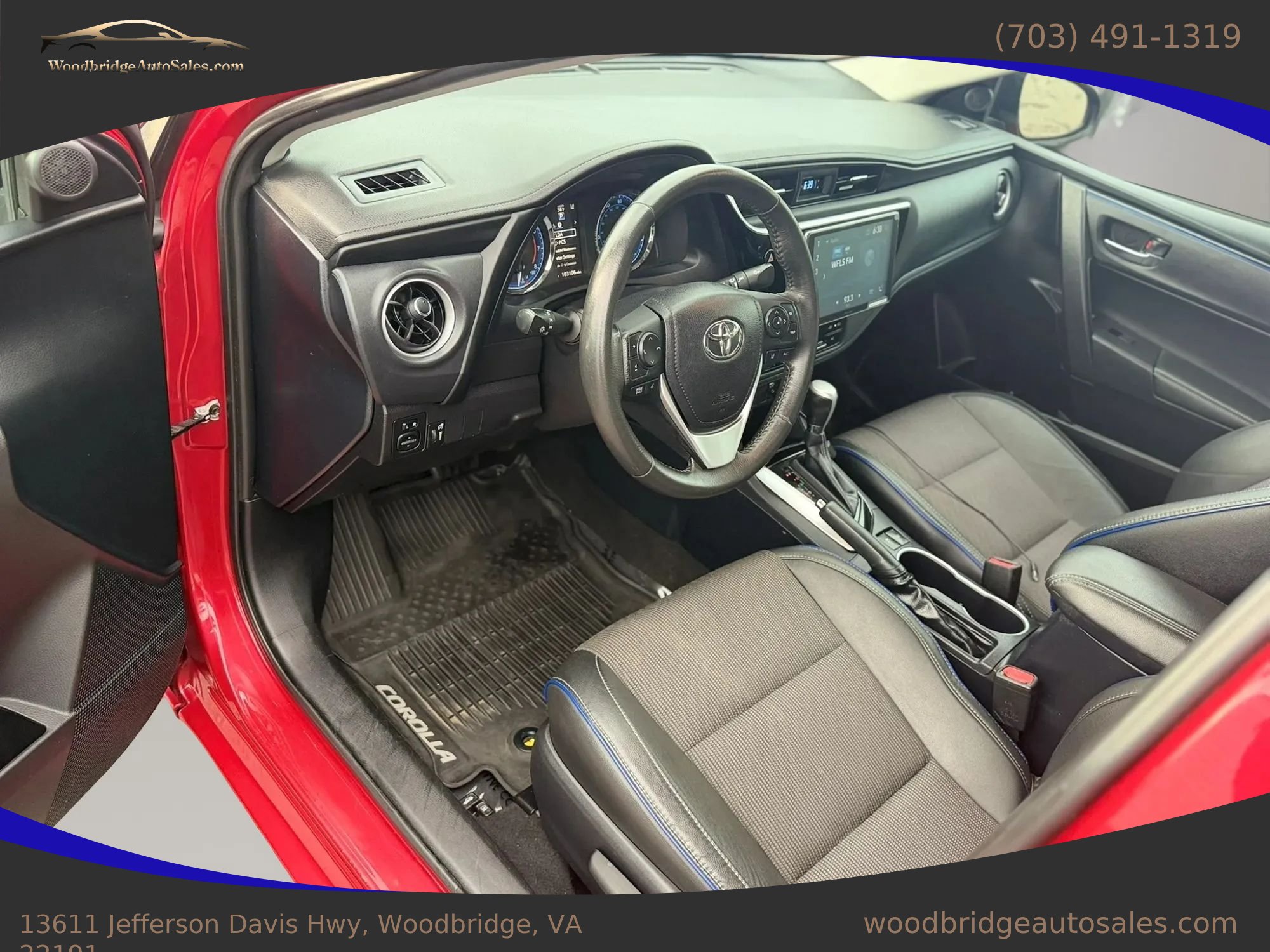 Used 2017 Toyota Corolla SE w/ SE Premium Package FWD image 11