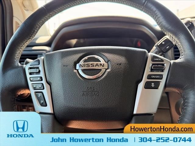 Used 2022 Nissan Titan SV w/ SV Convenience Package AWD/4WD image 14