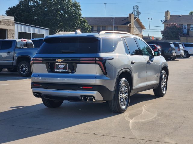 Used 2026 Chevrolet Traverse LT AWD/4WD image 14
