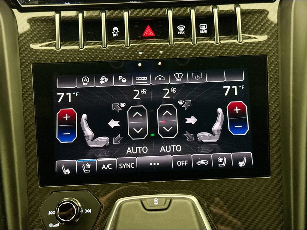 Used 2023 Lamborghini Urus Performante image 16