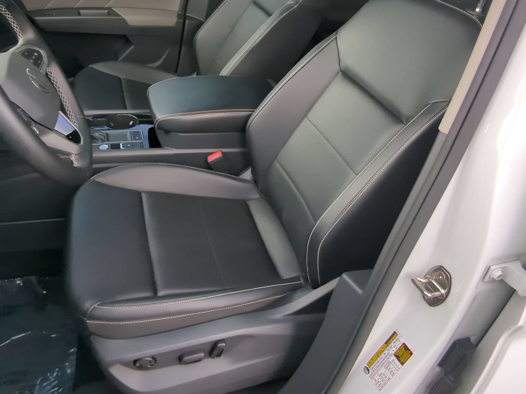 Certified 2023 Volkswagen Atlas SE FWD image 22