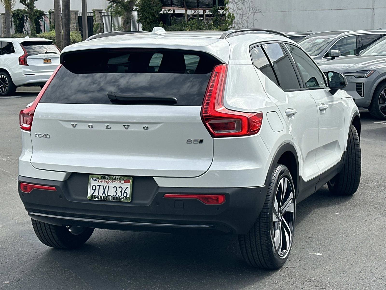 Certified 2026 Volvo XC40 B5 Ultra w/ Climate Package image 4