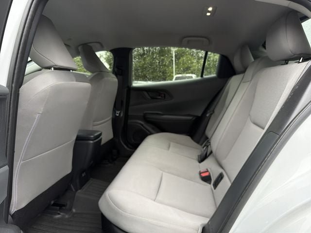 Used 2025 Toyota Prius LE FWD image 11