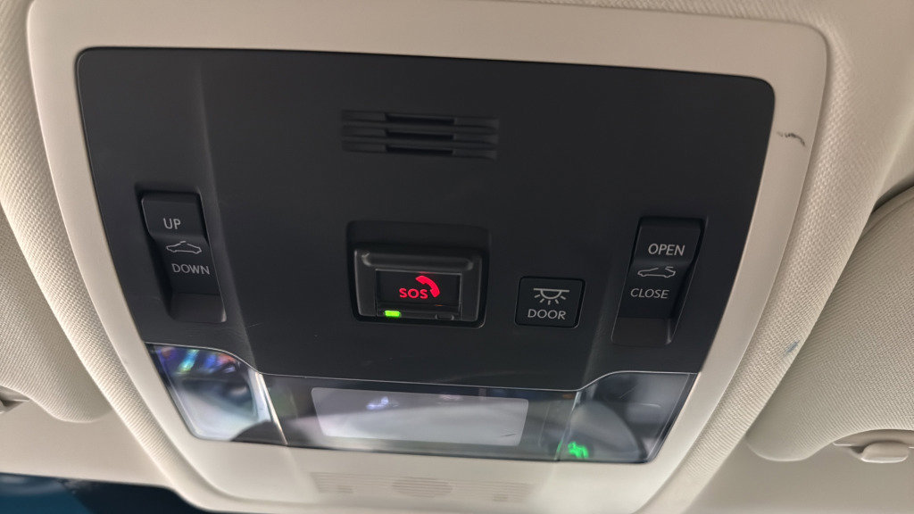 Used 2021 Lexus ES 250 w/ Premium Package image 31