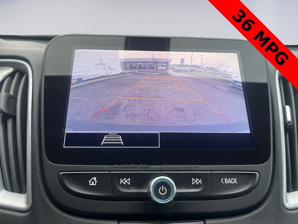 Used 2022 Chevrolet Malibu LT image 14