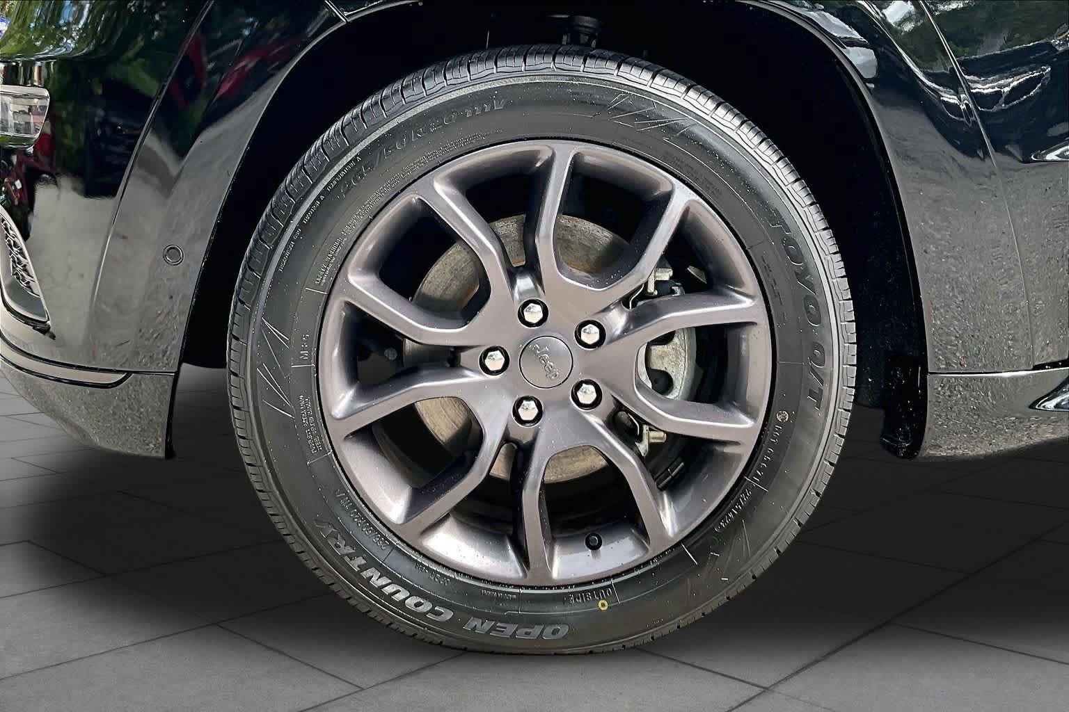 Used 2021 Jeep Grand Cherokee High Altitude AWD/4WD image 11