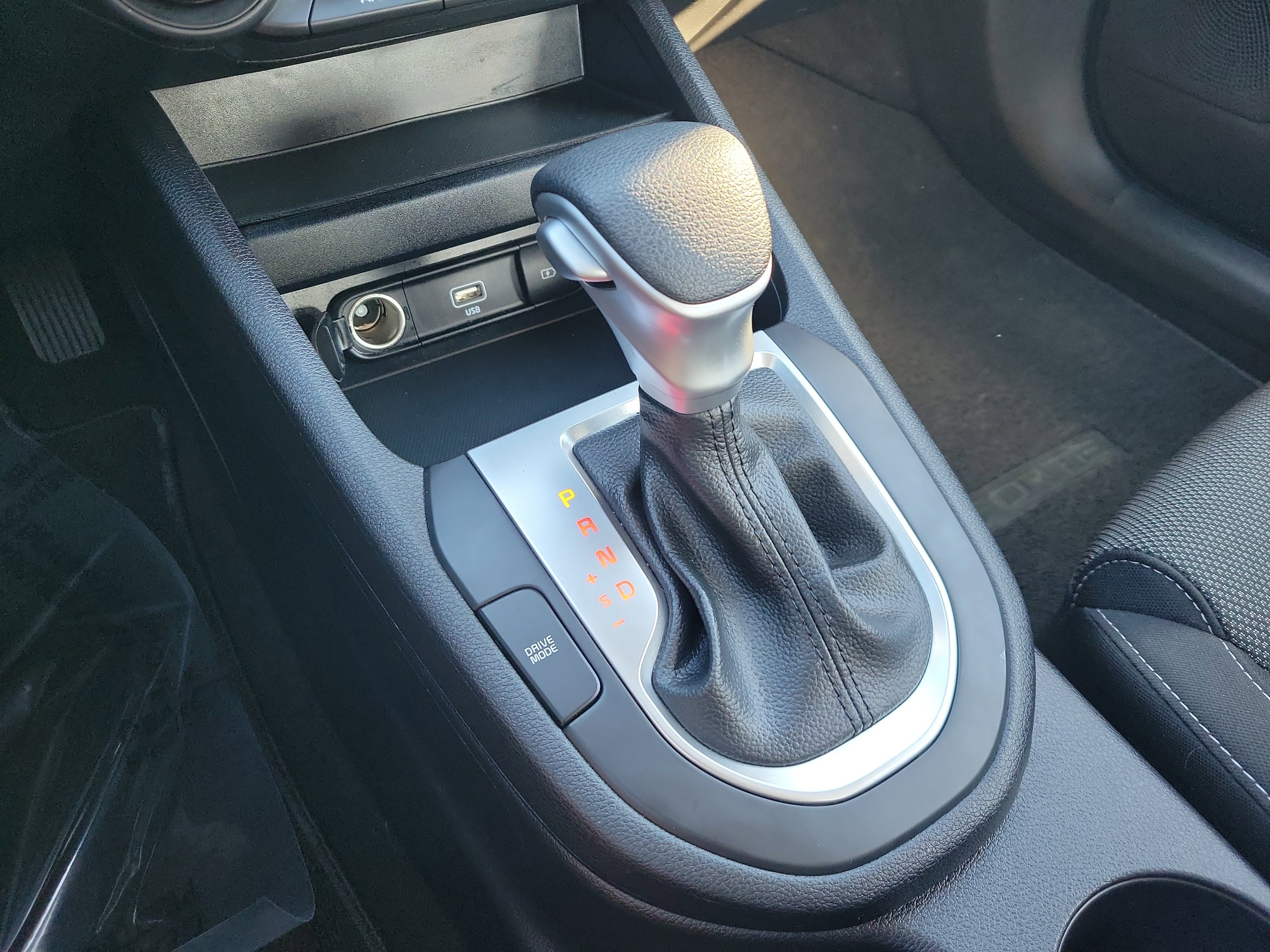Used 2024 Kia Forte LXS FWD image 24