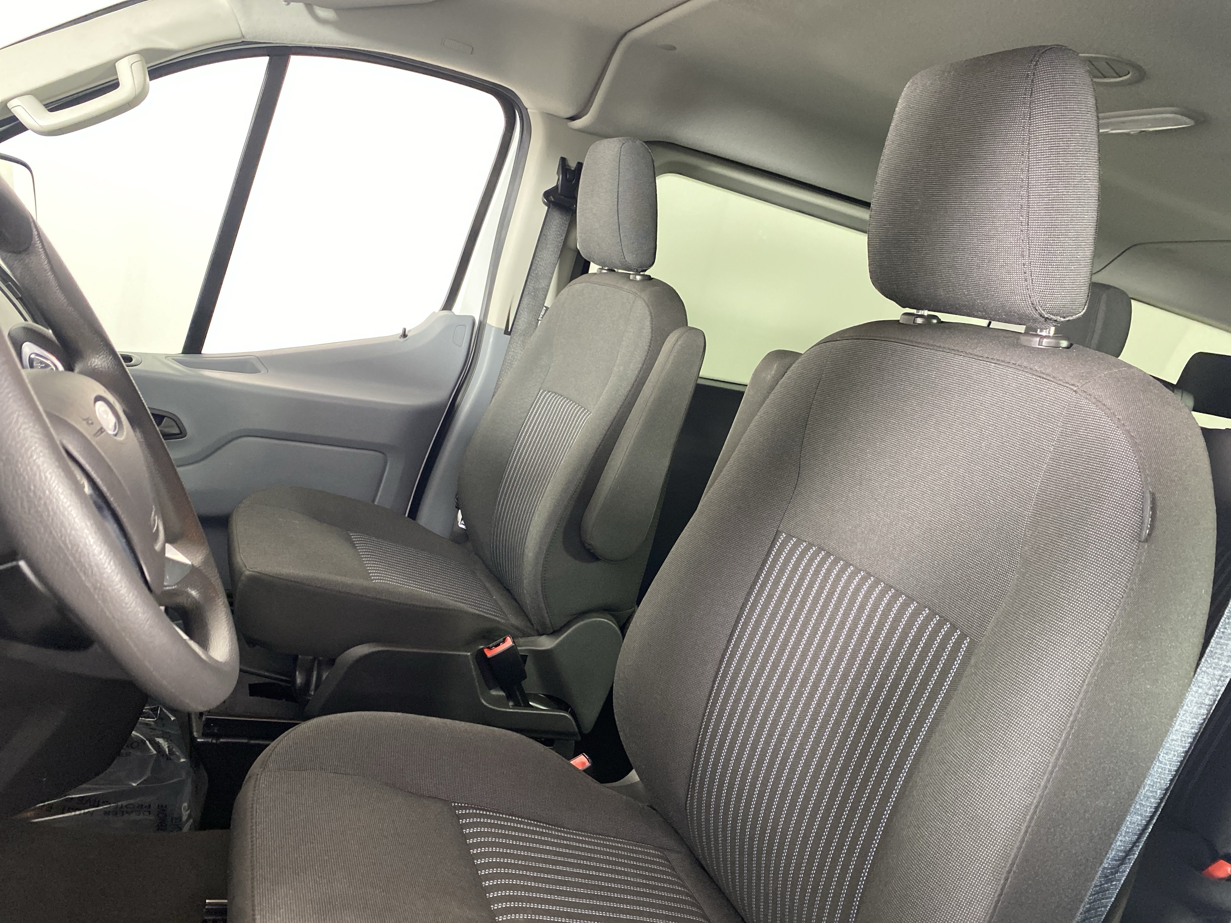 Used 2018 Ford Transit 150 XL RWD image 14