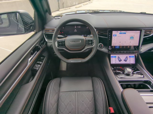 New 2026 Jeep Grand Wagoneer Summit AWD/4WD image 19