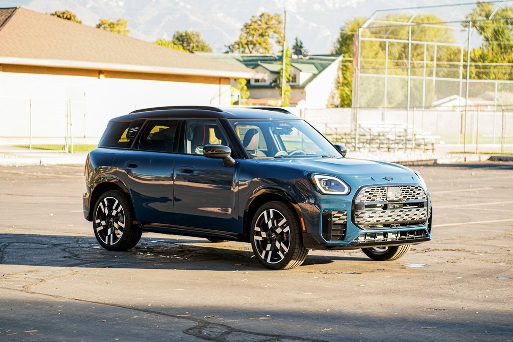 New 2026 MINI Cooper Countryman S w/ Comfort Package Max image 3