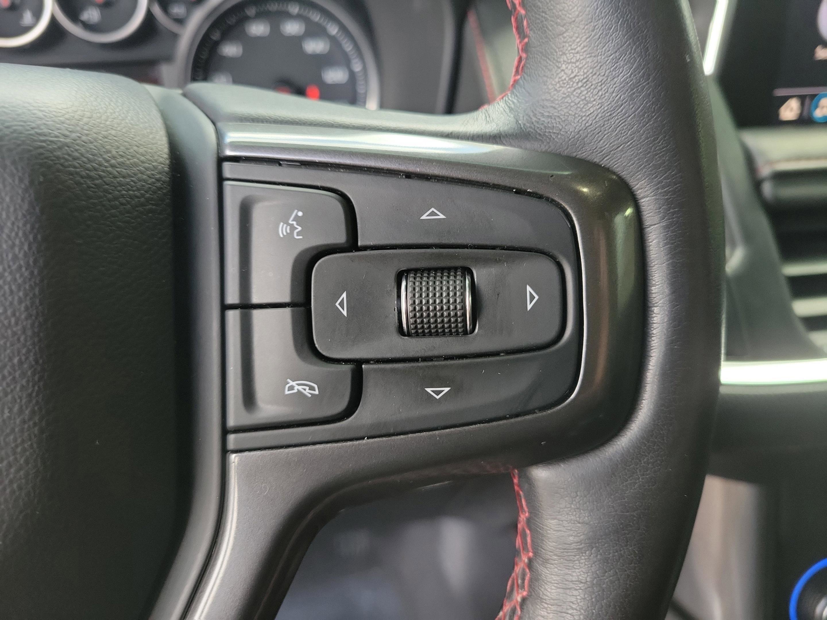 Used 2021 Chevrolet Tahoe RST w/ Luxury Package image 28