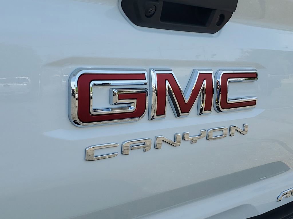 New 2026 GMC Canyon AT4 w/ Nightfall Edition AWD/4WD image 6