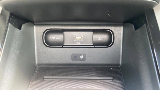 Certified 2022 Kia Telluride SX w/ Towing Package FWD image 41