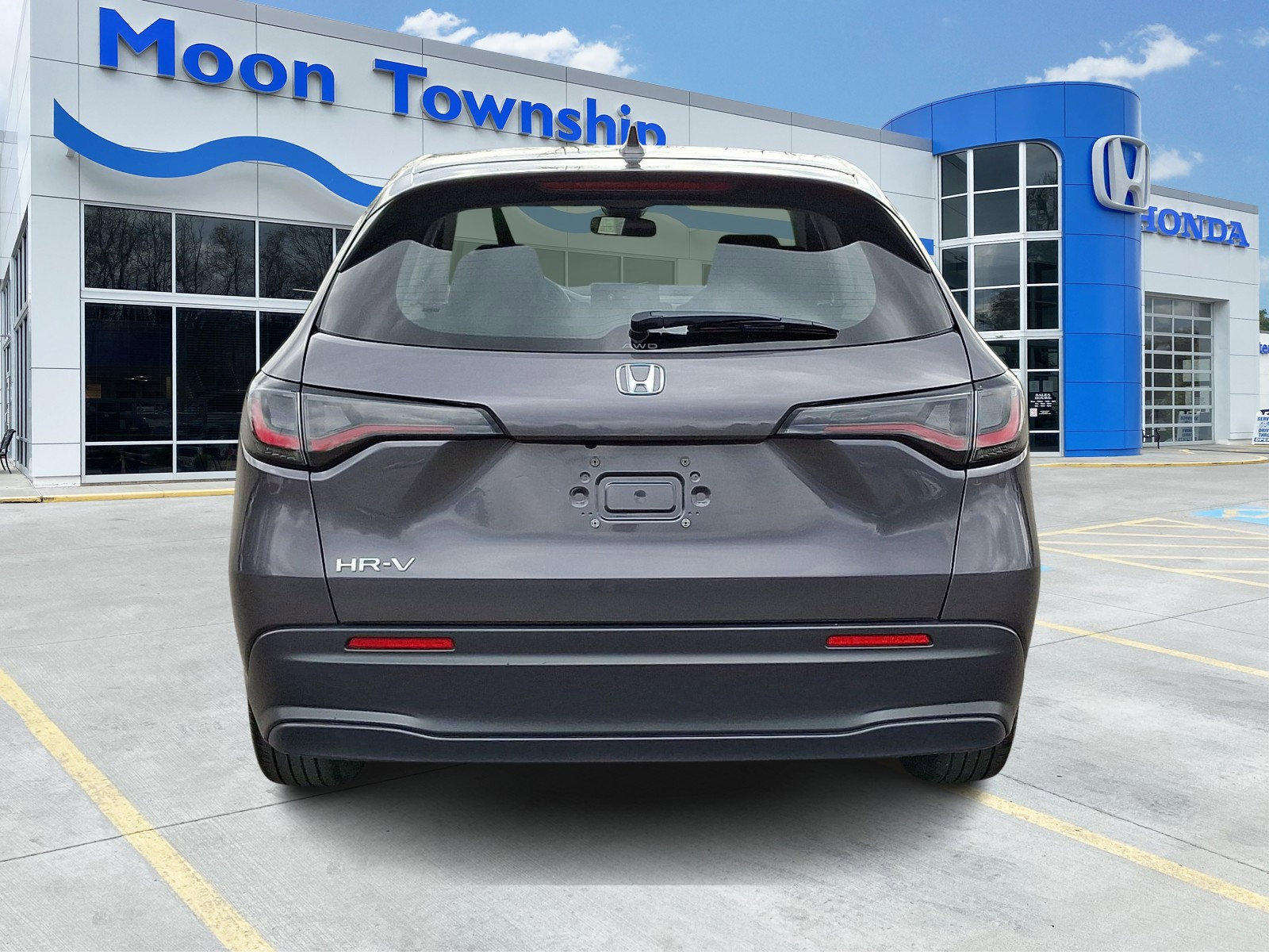 Used 2023 Honda HR-V LX image 5