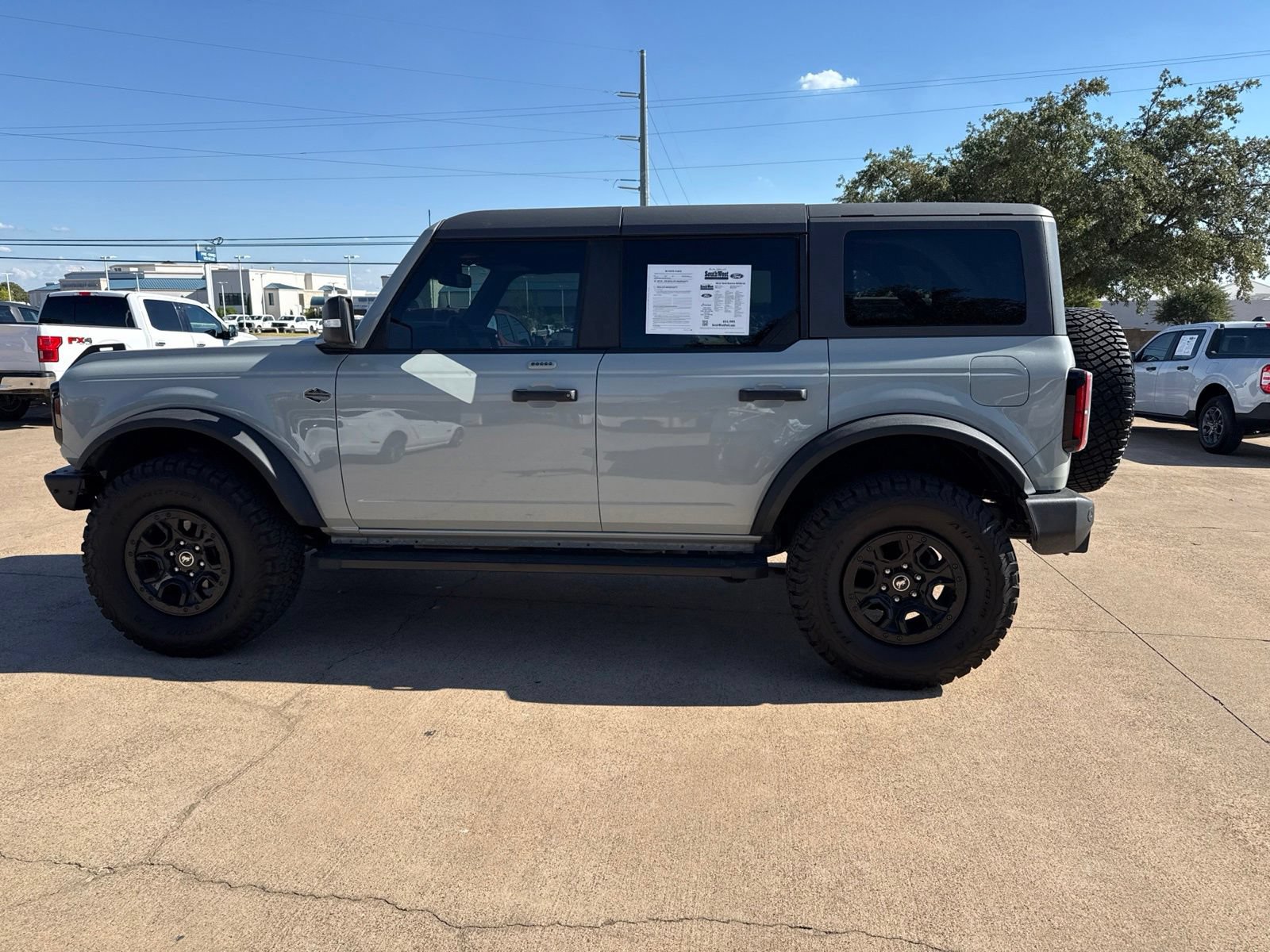 Used 2023 Ford Bronco Wildtrak AWD/4WD image 4