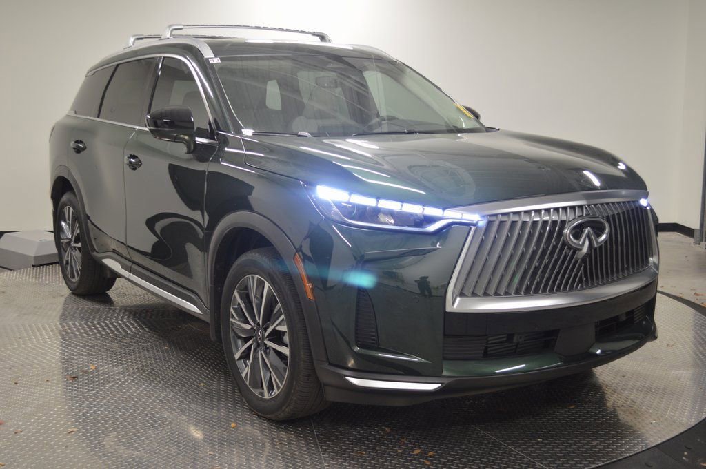 Certified 2026 INFINITI QX60 Luxe image 9
