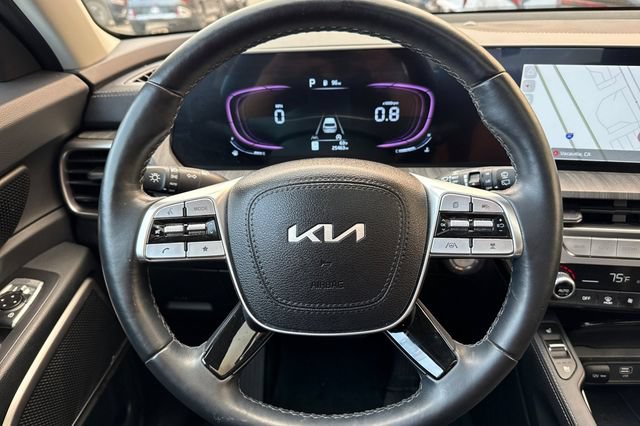 Certified 2024 Kia Telluride EX w/ EX Captain's Chair Package AWD/4WD image 31
