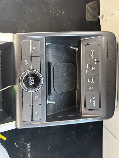 Used 2024 Hyundai Kona SEL w/ Convenience Package image 24