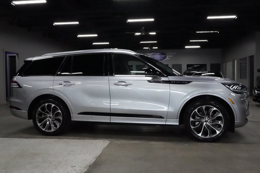 Used 2023 Lincoln Aviator Grand Touring AWD/4WD image 6