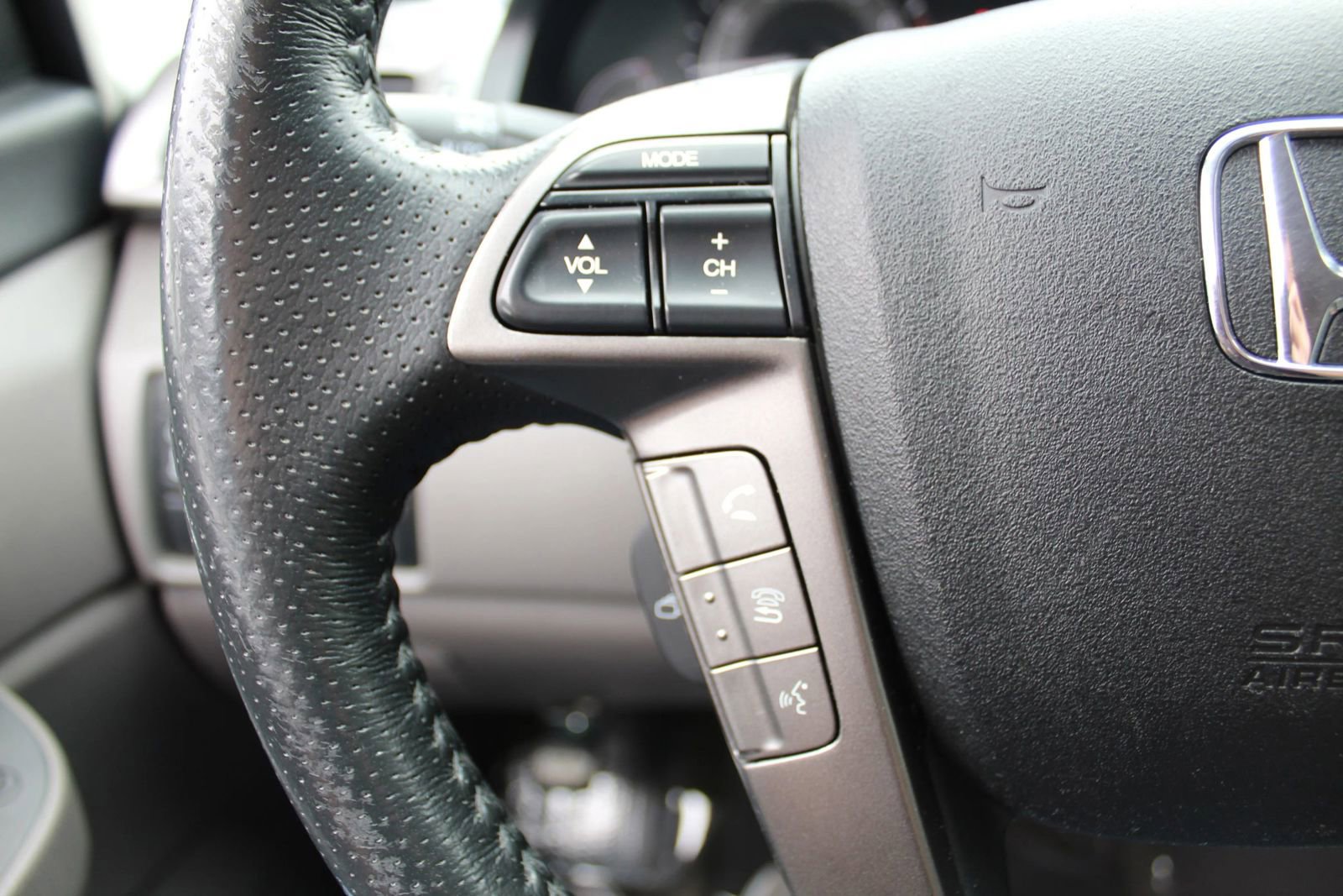 Used 2015 Honda Odyssey EX-L image 18