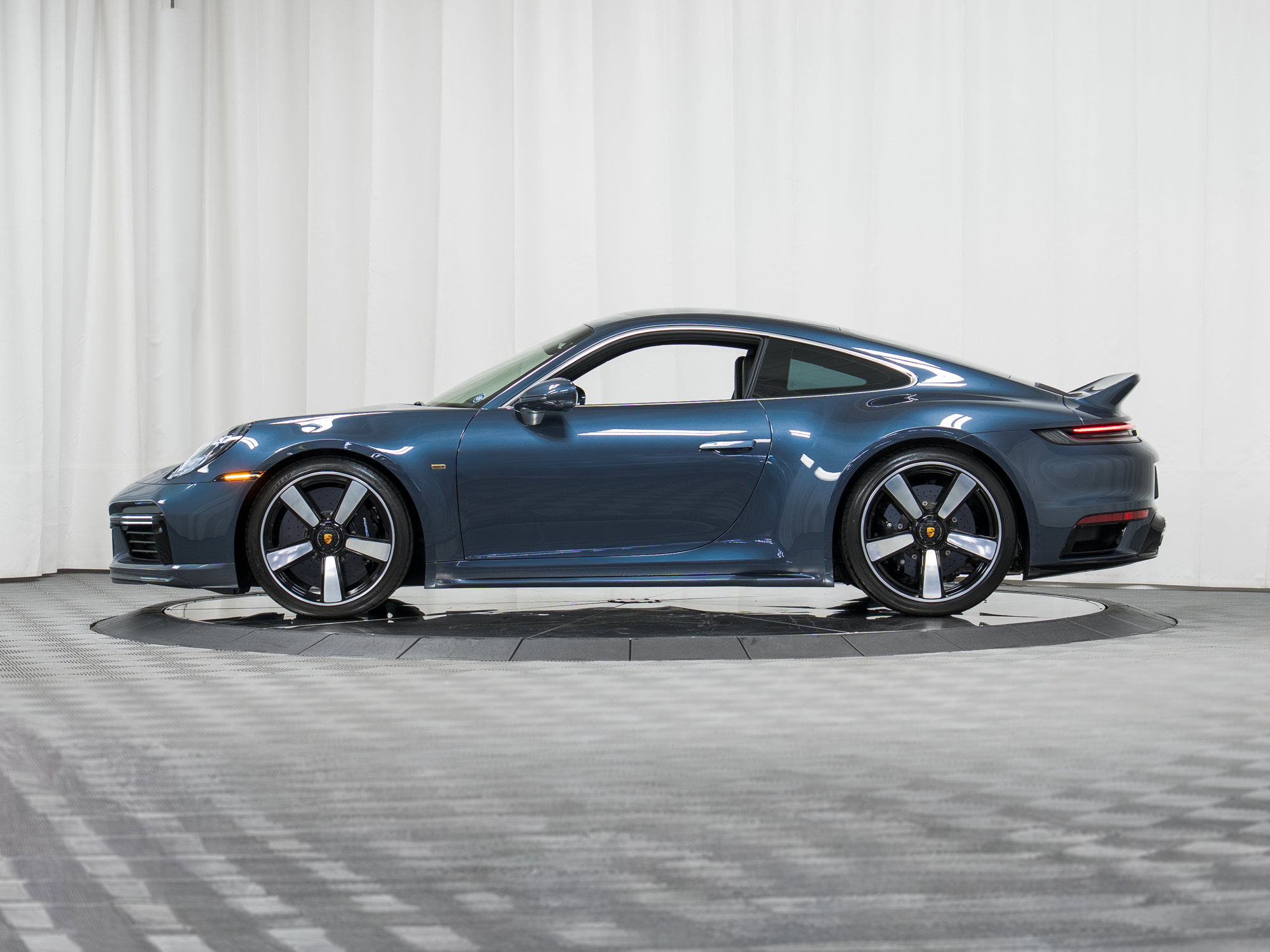 Used 2023 Porsche 911 Sport Classic image 37