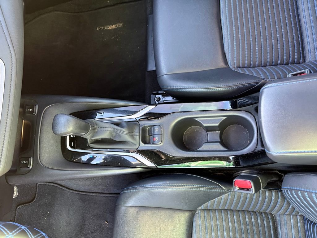 Used 2021 Toyota Corolla XSE image 26