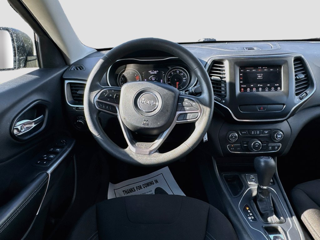 Used 2020 Jeep Cherokee Latitude FWD image 25