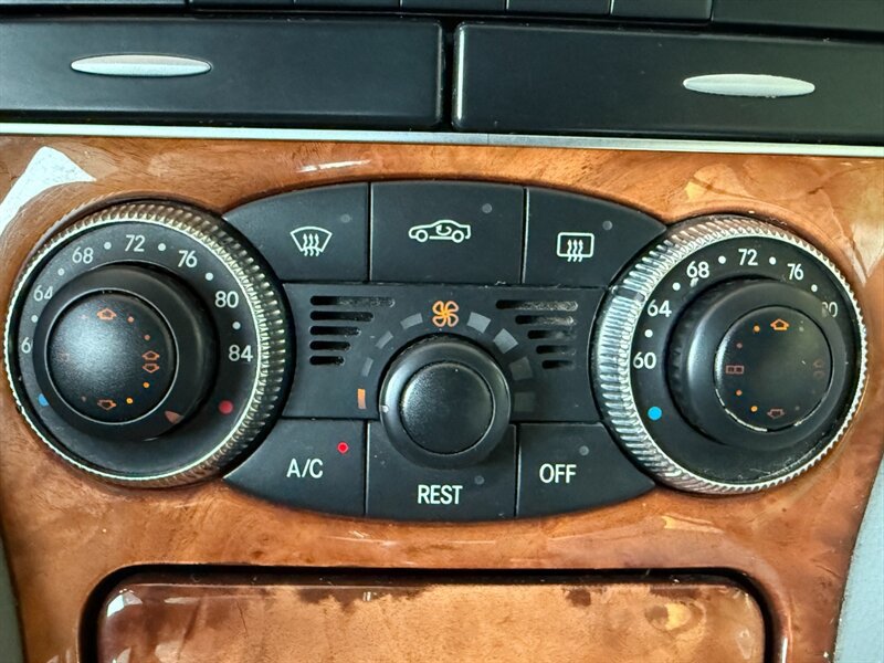 Used 2007 Mercedes-Benz SL 550 image 33