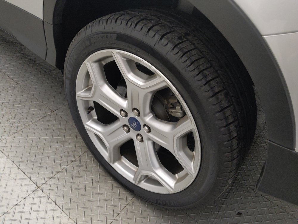 Used 2019 Ford Escape Titanium FWD image 31