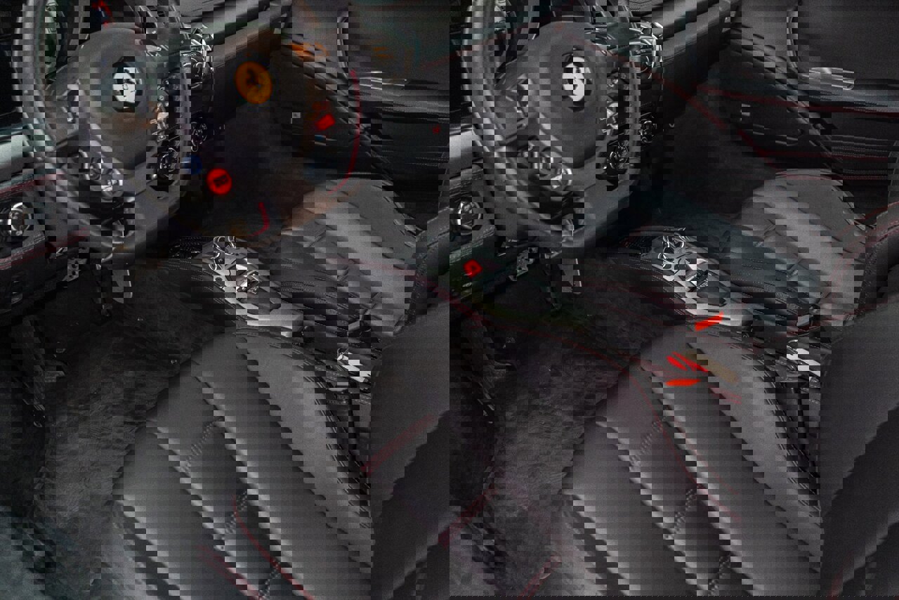 Used 2011 Ferrari 458 Italia Coupe RWD image 71