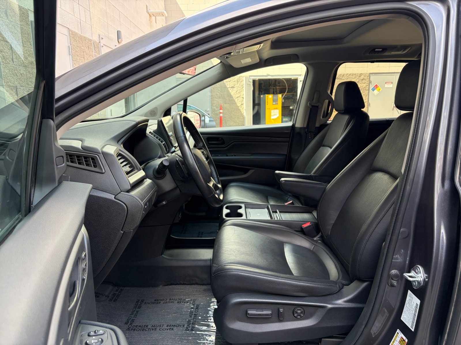 Used 2025 Honda Odyssey EX-L image 11