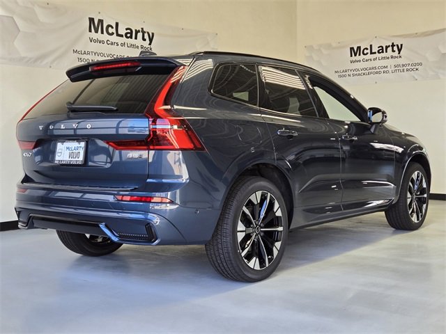 New 2026 Volvo XC60 B5 Plus w/ Protection Package Premier image 3
