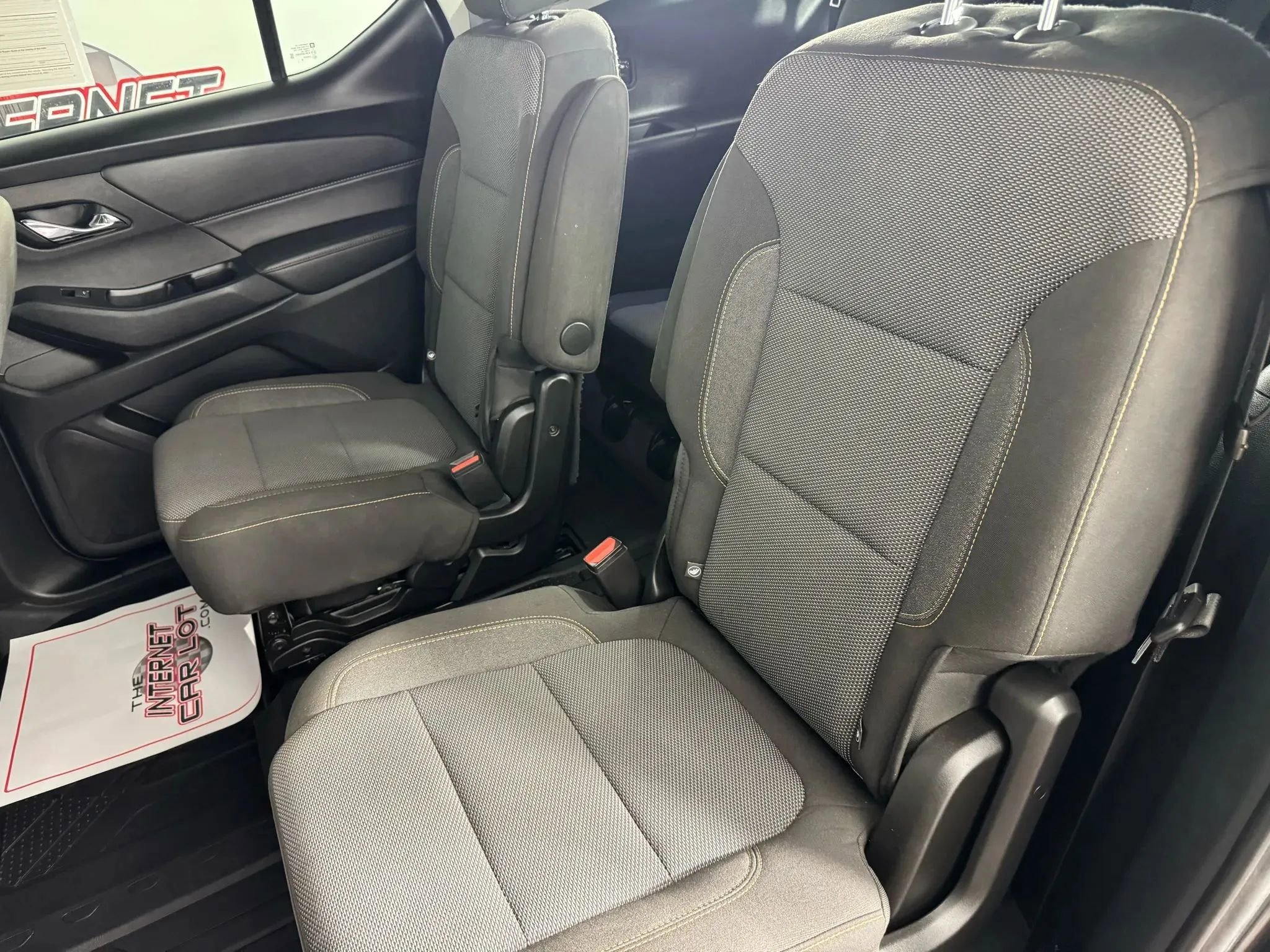 Used 2020 Chevrolet Traverse LT w/ LPO, Floor Liner Package image 36