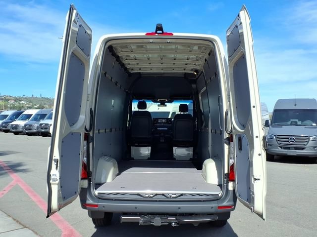 New 2026 Mercedes-Benz Sprinter 2500 image 21