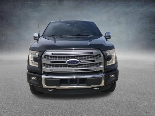 Used 2015 Ford F150 Platinum w/ Equipment Group 701A Luxury AWD/4WD image 3