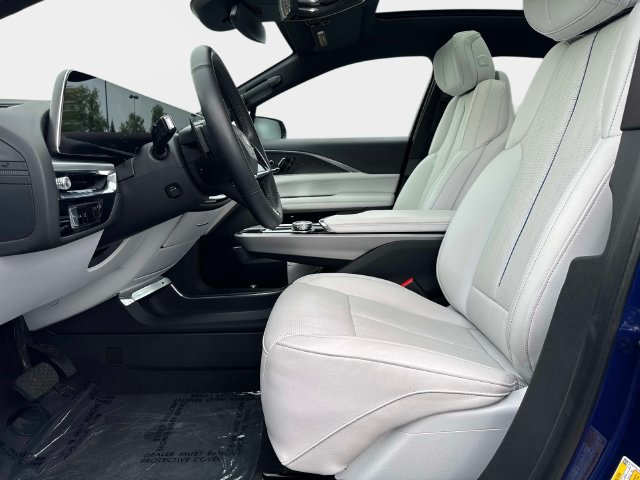 Certified 2024 Cadillac Lyriq Sport AWD/4WD image 18