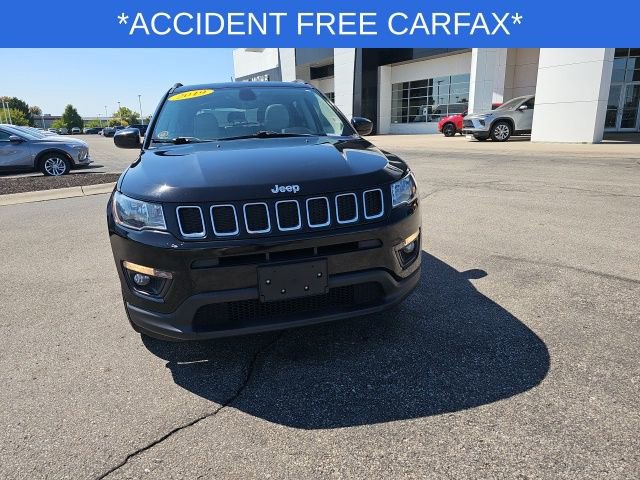 Used 2019 Jeep Compass Latitude w/ Popular Equipment Group image 4