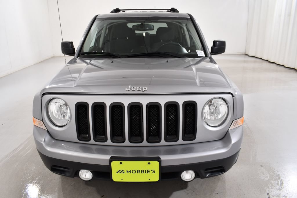 Used 2017 Jeep Patriot Latitude FWD image 3