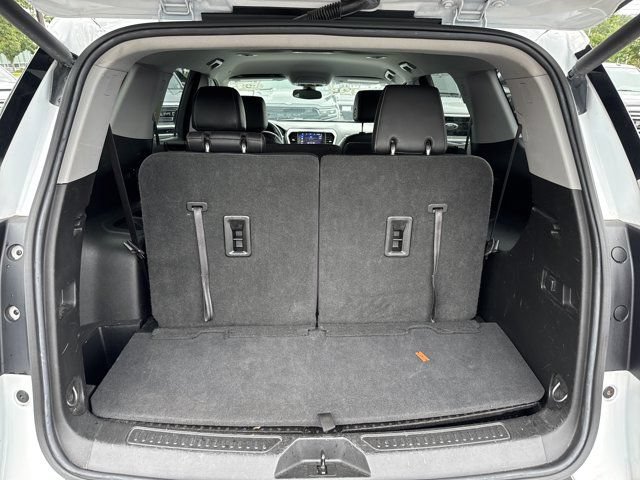 Used 2023 GMC Acadia SLT FWD image 21