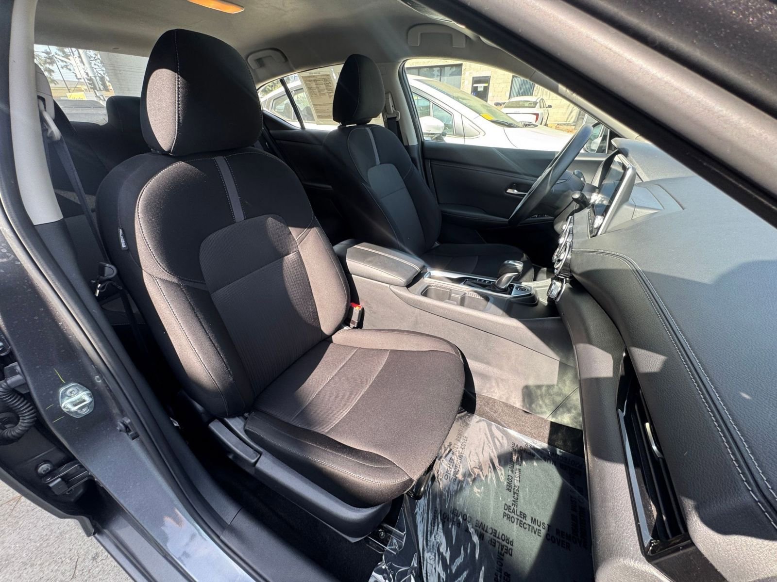 Used 2025 Nissan Sentra SV FWD image 35