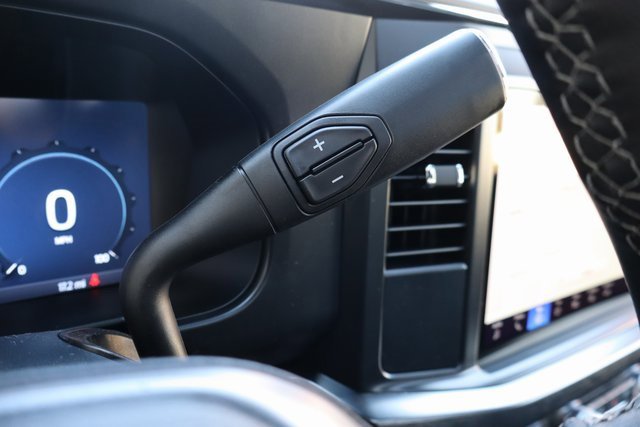 New 2026 Ford F250 Lariat w/ Black Appearance Package image 28