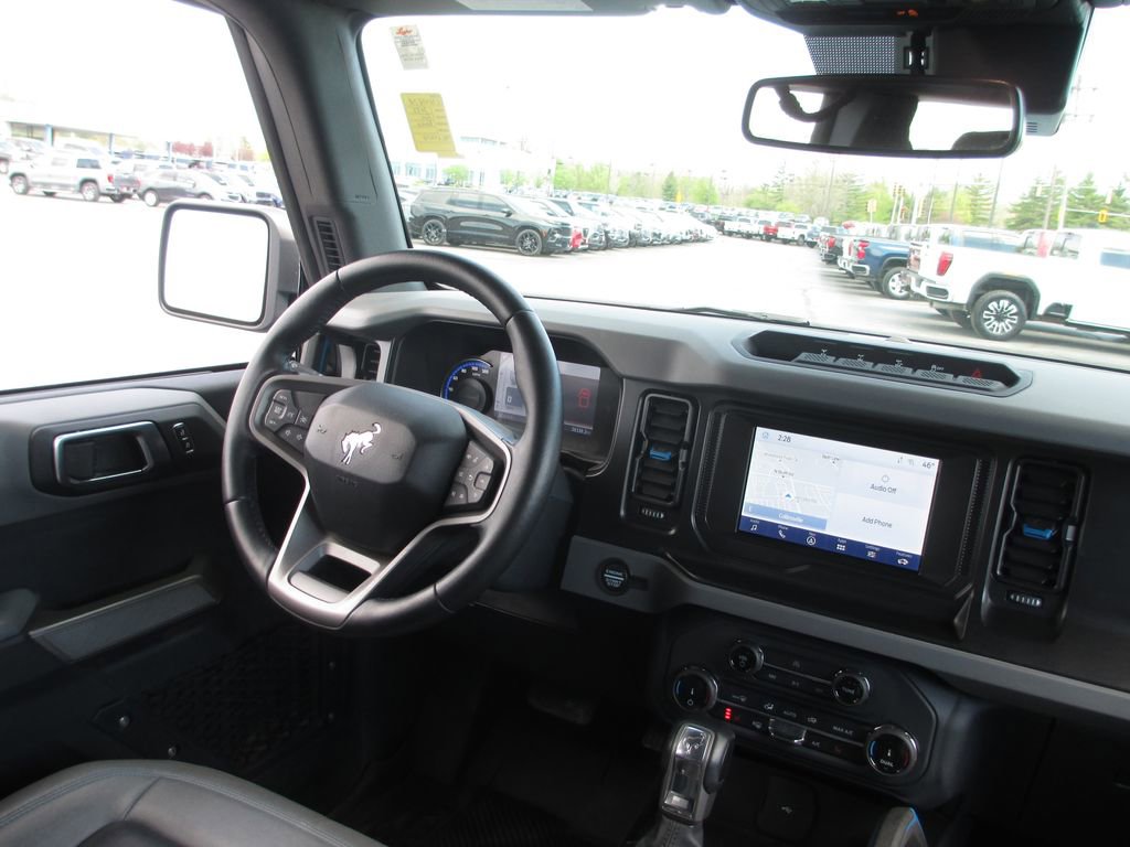 Used 2022 Ford Bronco Black Diamond w/ Sasquatch Package image 22