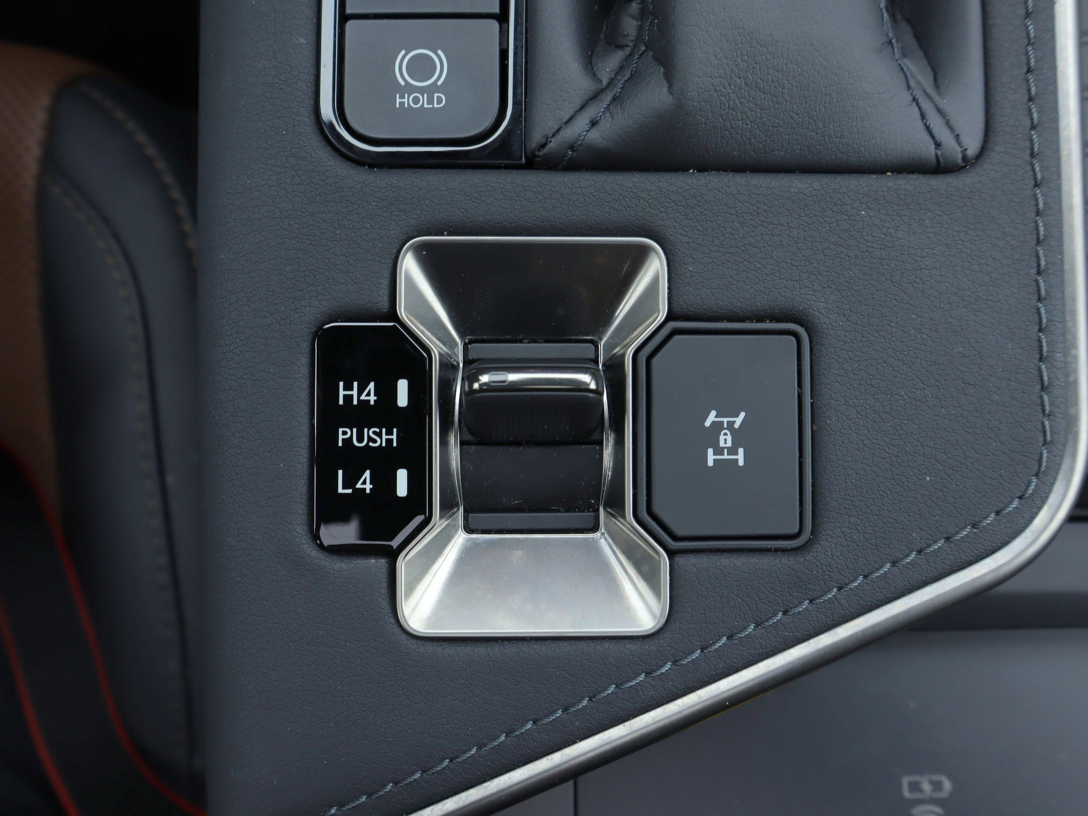 Used 2025 Lexus GX 550 GX 550 Premium+ w/ Accessory Package (Z1) image 23