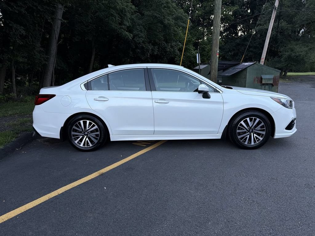 Used 2019 Subaru Legacy 2.5i Premium AWD/4WD image 9