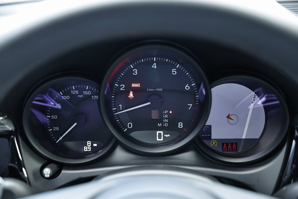 New 2026 Porsche Macan image 36