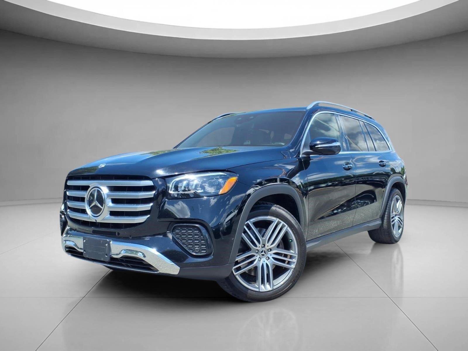 Used 2025 Mercedes-Benz GLS 450 4MATIC image 1