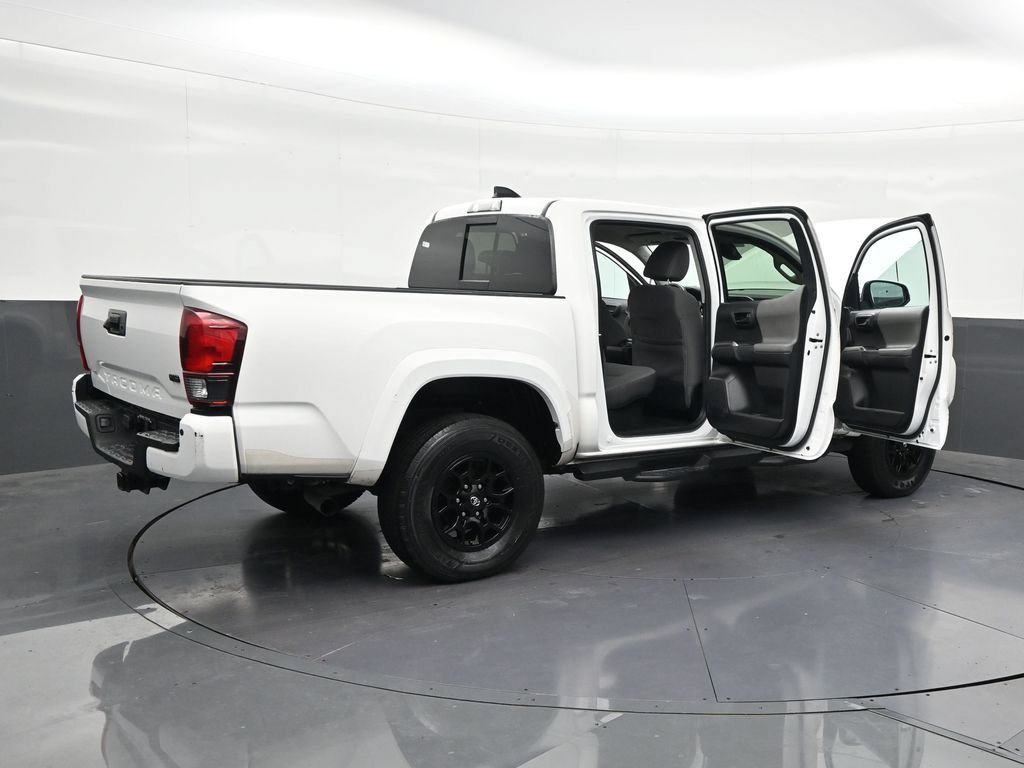 Used 2022 Toyota Tacoma SR5 RWD image 31