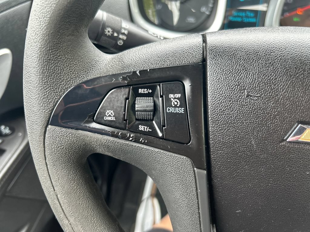 Used 2017 Chevrolet Equinox LS FWD image 23